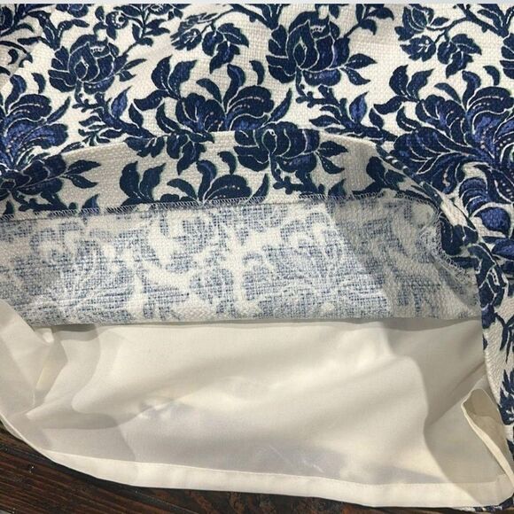 Ann Taylor Floral Blue and White Skirt Size 14 - Picture 5 of 7